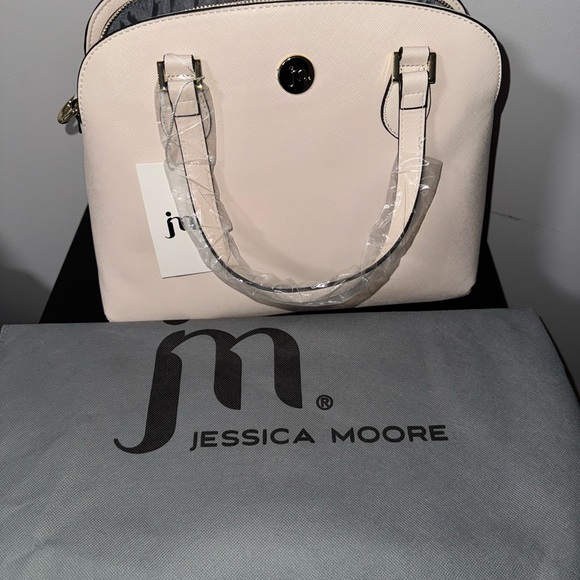 Women's Cream Handbag - Picture 3 of 4